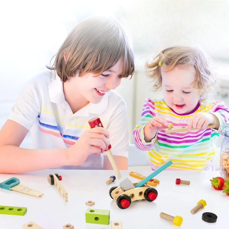 Coffret d’outils en bois – Jeu éducatif Montessori évolutif