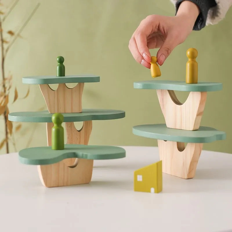 Jeu d’empilement en bois – Arbres Montessori évolutifs et jeu d’équilibre